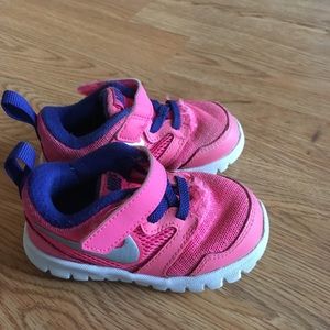 Toddler nikes